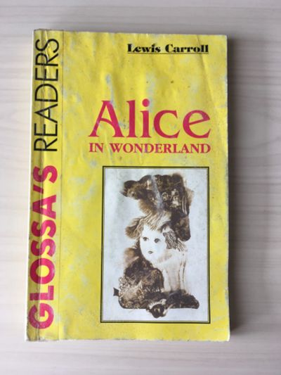 Лот: 20652647. Фото: 1. Alice in wonderland - Lewis Carrol. Художественная