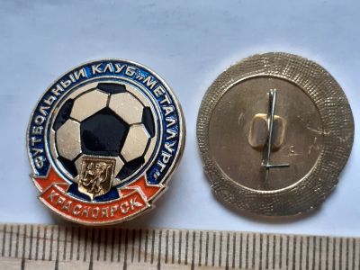 Лот: 18395390. Фото: 1. (№12121)значки ,спорт,Красноярск... Памятные медали