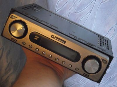 Лот: 20632640. Фото: 1. Магнитола Pioneer deh-p77mp. Автомагнитолы