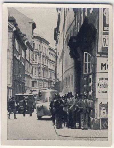 Лот: 62618. Фото: 1. Германия. 3-й Рейх. Конец 30-х... Наклейки, карточки, вкладыши