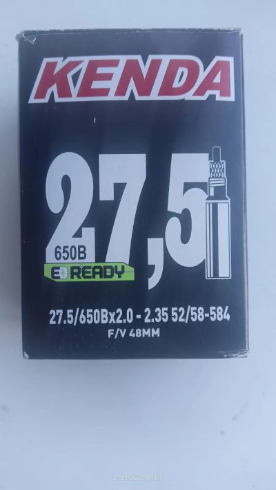 Лот: 20294704. Фото: 1. Камера велосипедная KENDA 27.5... Запчасти