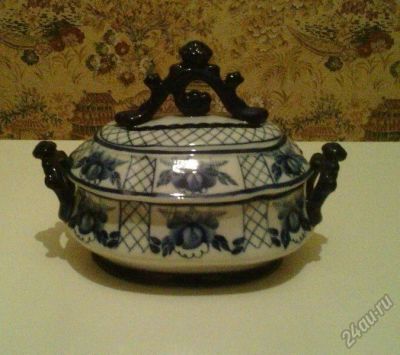 Лот: 5683992. Фото: 1. Конфетница Гжель. Другое (посуда, кухонная утварь)
