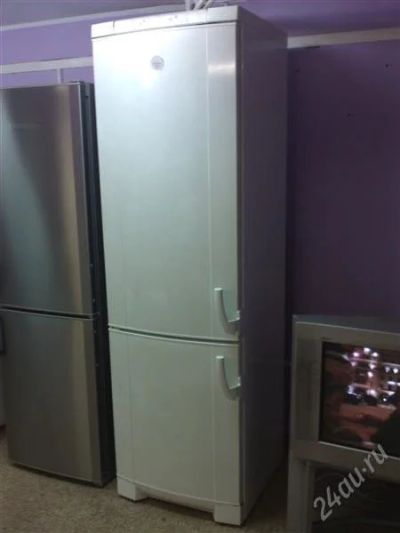 Лот: 2931305. Фото: 1. Холодильник Electrolux ERF3700... Холодильники, морозильные камеры