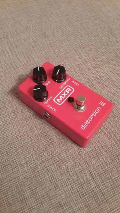 Лот: 3504383. Фото: 1. Dunlop M 115 (MXR Distortion III... Гитарные эффекты и комбоусилители