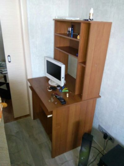 Лот: 9024582. Фото: 1. Компьютерный стол. Компьютерные и письменные столы