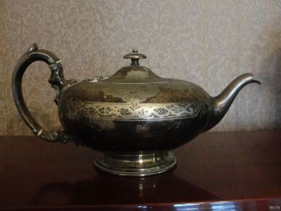 Лот: 17288910. Фото: 1. Старинный чайник 1868 г. Предметы интерьера и быта