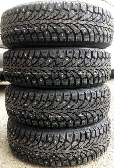 Лот: 14217564. Фото: 1. Шины зимние 215/60R16 Pirelli... Шины