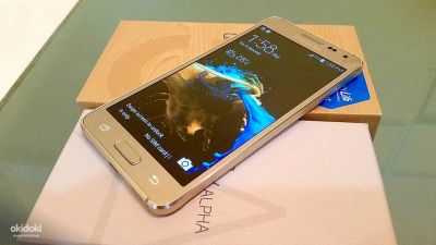 Лот: 9382128. Фото: 1. Samsung Galaxy А7 16gb золото... Смартфоны