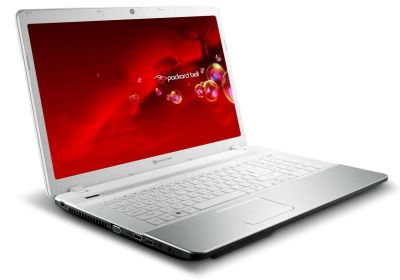 Лот: 7731095. Фото: 1. Игровой белый 17 дюймов HD 1600... Ноутбуки