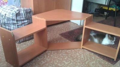 Лот: 3026704. Фото: 1. Полка угловая настенная ТОРГ. Другое (мебель)