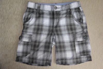 Лот: 4167122. Фото: 1. Шорты Benetton на мальчика. Брюки, шорты, джинсы
