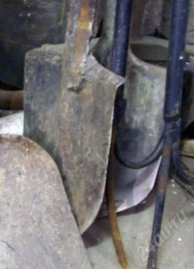 Лот: 347554. Фото: 1. Лопата штыковая. Ручные орудия труда