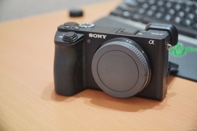 Лот: 18560387. Фото: 1. Sony a6500 Body + клетка SmallRig. Цифровые беззеркальные со сменной оптикой