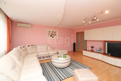 Лот: 25551571. Фото: 1. 3-комн. квартира , Красноярск... Квартиры, студии