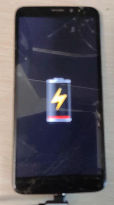 Лот: 20572427. Фото: 1. Смартфон INOI 6i Lite. Другое (смартфоны, связь, навигация)