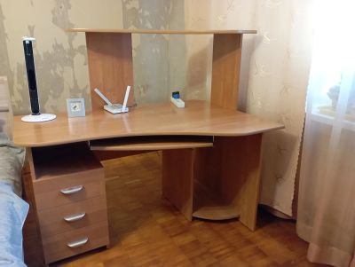 Лот: 20568912. Фото: 1. Стол. Компьютерные и письменные столы