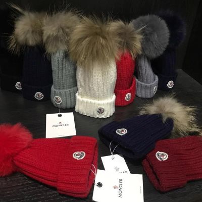 Лот: 12751632. Фото: 1. Шапка Moncler. Головные уборы