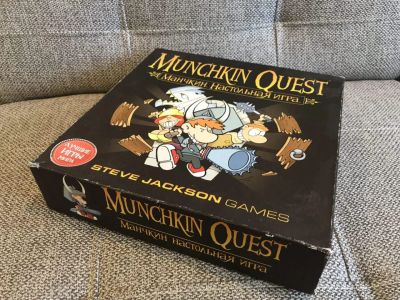 Лот: 12198970. Фото: 1. Настольная игра Munchkin Quest... Настольные игры, карты