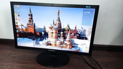 Лот: 20355500. Фото: 1. Монитор Samsung e2320 полностью... ЖК-мониторы