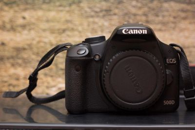 Лот: 4593391. Фото: 1. Canon 500D Body. Цифровые зеркальные