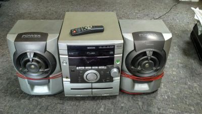 Лот: 10897860. Фото: 1. Музыкальный центр Samsung MAX-930. Музыкальные центры, магнитолы