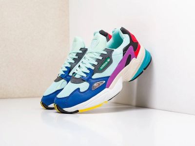 Лот: 17096836. Фото: 1. Кроссовки Adidas Falcon W (18775... Кеды, кроссовки, слипоны