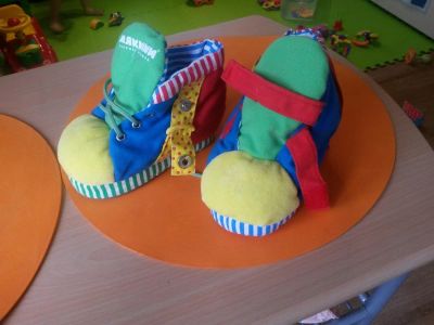 Лот: 6427338. Фото: 1. игрушка башмочки. Развивающие