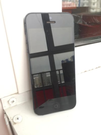 Лот: 6589957. Фото: 1. iPhone 5 32 Gb. Смартфоны