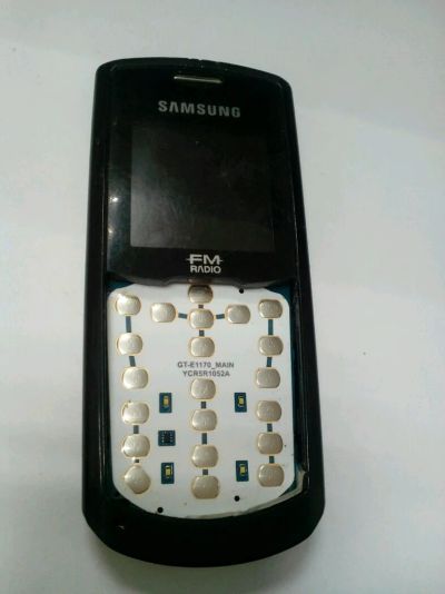 Лот: 10940823. Фото: 1. №977 . Телефон Samsung GT-E1175T... Кнопочные мобильные телефоны