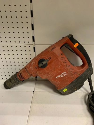 Лот: 14128396. Фото: 1. Отбойный молоток Hilti TE 60. Ручной инструмент