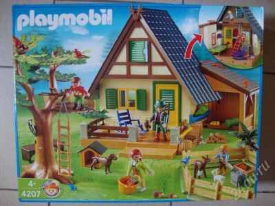 Лот: 442773. Фото: 1. PLAYMOBIL Лесная ферма с кормушкой. Конструкторы