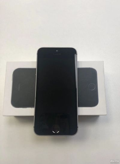 Лот: 13886771. Фото: 1. Телефон Apple iPhone SE 64Gb Space... Смартфоны