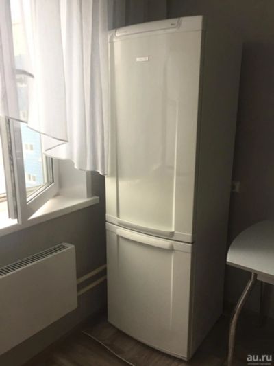 Лот: 9983508. Фото: 1. Холодильник Electrolux в рабочем... Холодильники, морозильные камеры