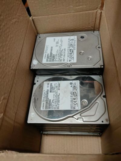 Лот: 21249859. Фото: 1. Жесткие диски Hitachi 320gb. Жёсткие диски