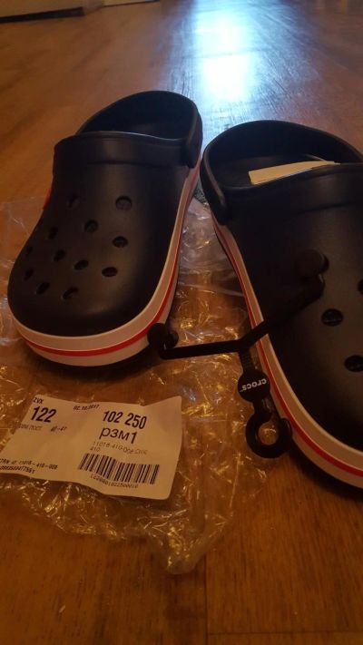 Лот: 10974265. Фото: 1. crocs. Шлепанцы, сланцы
