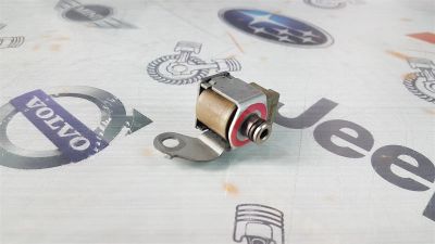 Лот: 24620738. Фото: 1. Соленоид АКПП Toyota Carina 7A-FE... Трансмиссия
