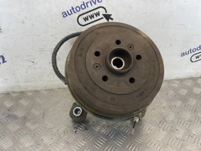 Лот: 23707817. Фото: 1. поворотный кулак Renault Duster... Другое (автозапчасти)