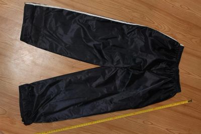 Лот: 3222009. Фото: 1. Куртка иштанишки на мальчика. Брюки, шорты, джинсы