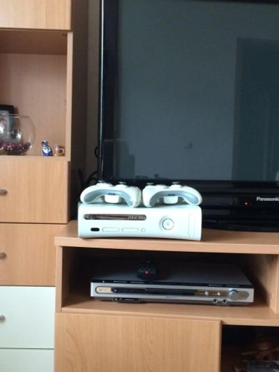 Лот: 6140627. Фото: 1. XBox 360, 60 GB, прошитый. Игровые приставки, консоли