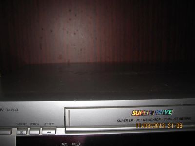 Лот: 3355817. Фото: 1. Видеомагнитофон Panasonic nv-sj230am. Видеомагнитофоны