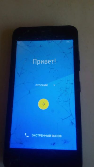 Лот: 19681452. Фото: 1. Смартфон Lenovo a2016a40.Читаем... Смартфоны