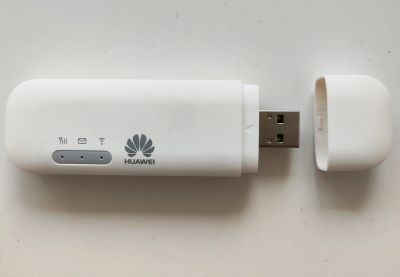 Лот: 17815519. Фото: 1. 4G роутер Huawei 8372h. Маршрутизаторы (роутеры)