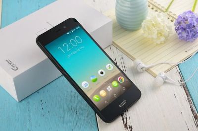Лот: 9704876. Фото: 1. Новый смартфон Gretel A7. Смартфоны