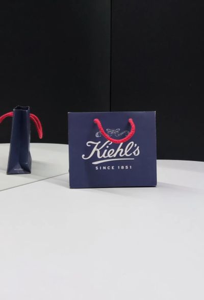 Лот: 24992684. Фото: 1. Брендовый пакет Kiehl's. Подарочная упаковка