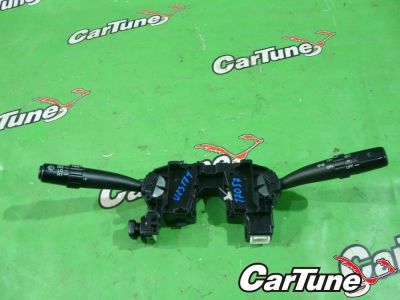 Лот: 10599999. Фото: 1. гитара toyota crown majesta UZS171... Салон