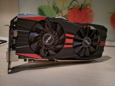 Лот: 15139541. Фото: 1. Asus Radeon R9 280 3GB - Аналог... Видеокарты