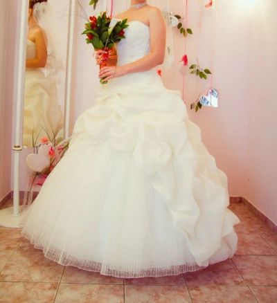 Лот: 4504278. Фото: 1. Свадебное платье в хорошем состоянии. Свадебные платья