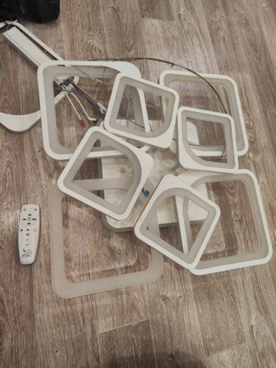 Лот: 25896508. Фото: 1. Люстра светодиодная с пультом. Люстры, потолочные и подвесные светильники