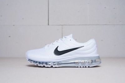 Лот: 11618264. Фото: 1. Кроссовки Nike Air Max 2017. Кеды, кроссовки, слипоны