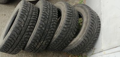 Лот: 25782879. Фото: 1. Шипованная резина Bridgestone... Шины
